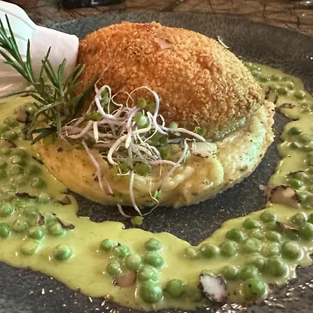 Guzulka & Restaurant 아파트호텔