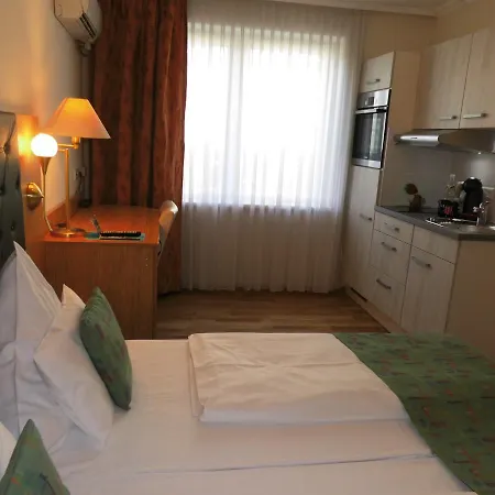 Apart Otel Guzulka & Restaurant 3*
