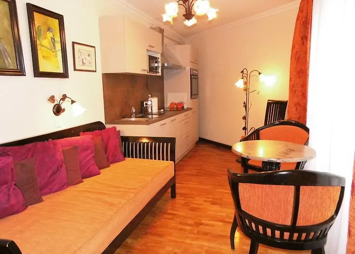 Aparthotel Guzulka & Restaurant