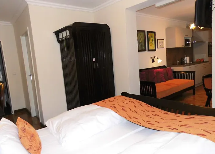 Guzulka & Restaurant ברלין