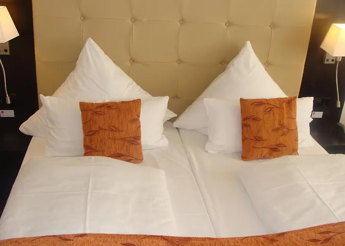 Guzulka & Restaurant מלון דירות ברלין