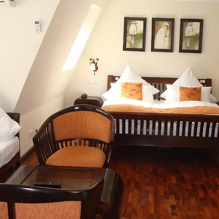 Guzulka & Restaurant 3*