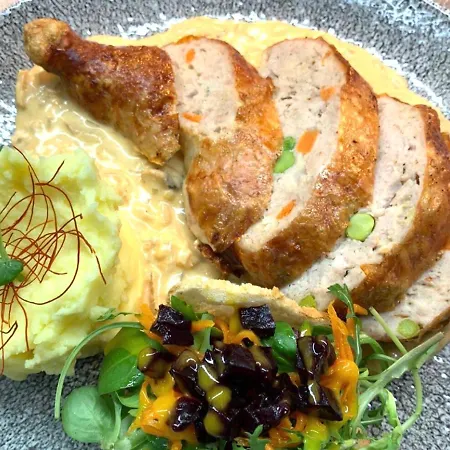 Guzulka & Restaurant 3*