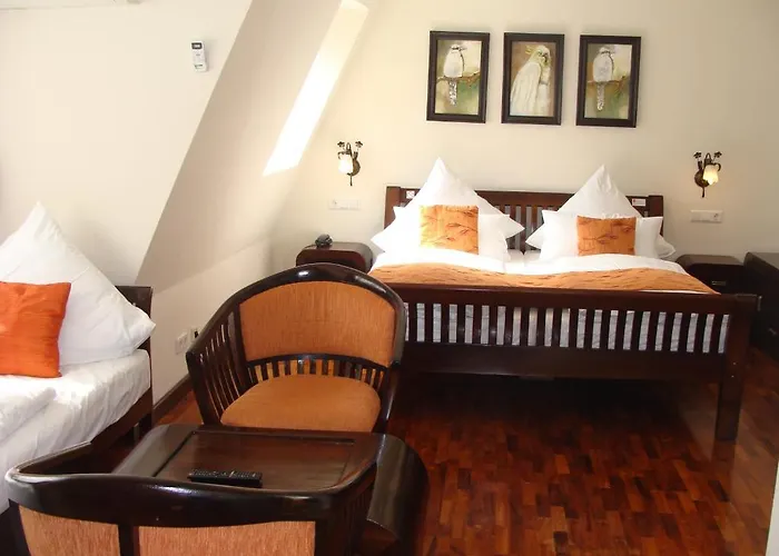 Guzulka & Restaurant 3*